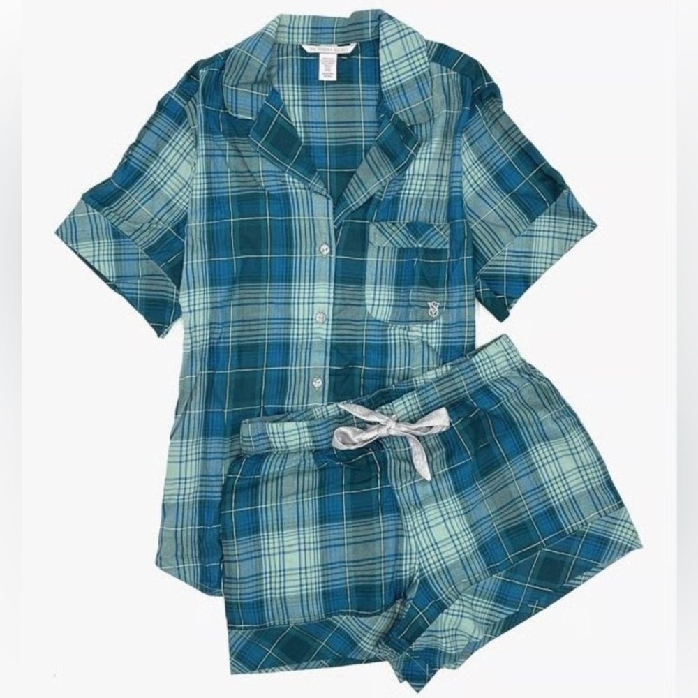 VICTORIA’S SECRET Matching Plaid Pajama Set - Picture 1 of 9